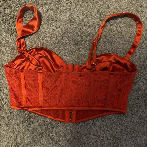 Top size medium - Picture 2 of 2